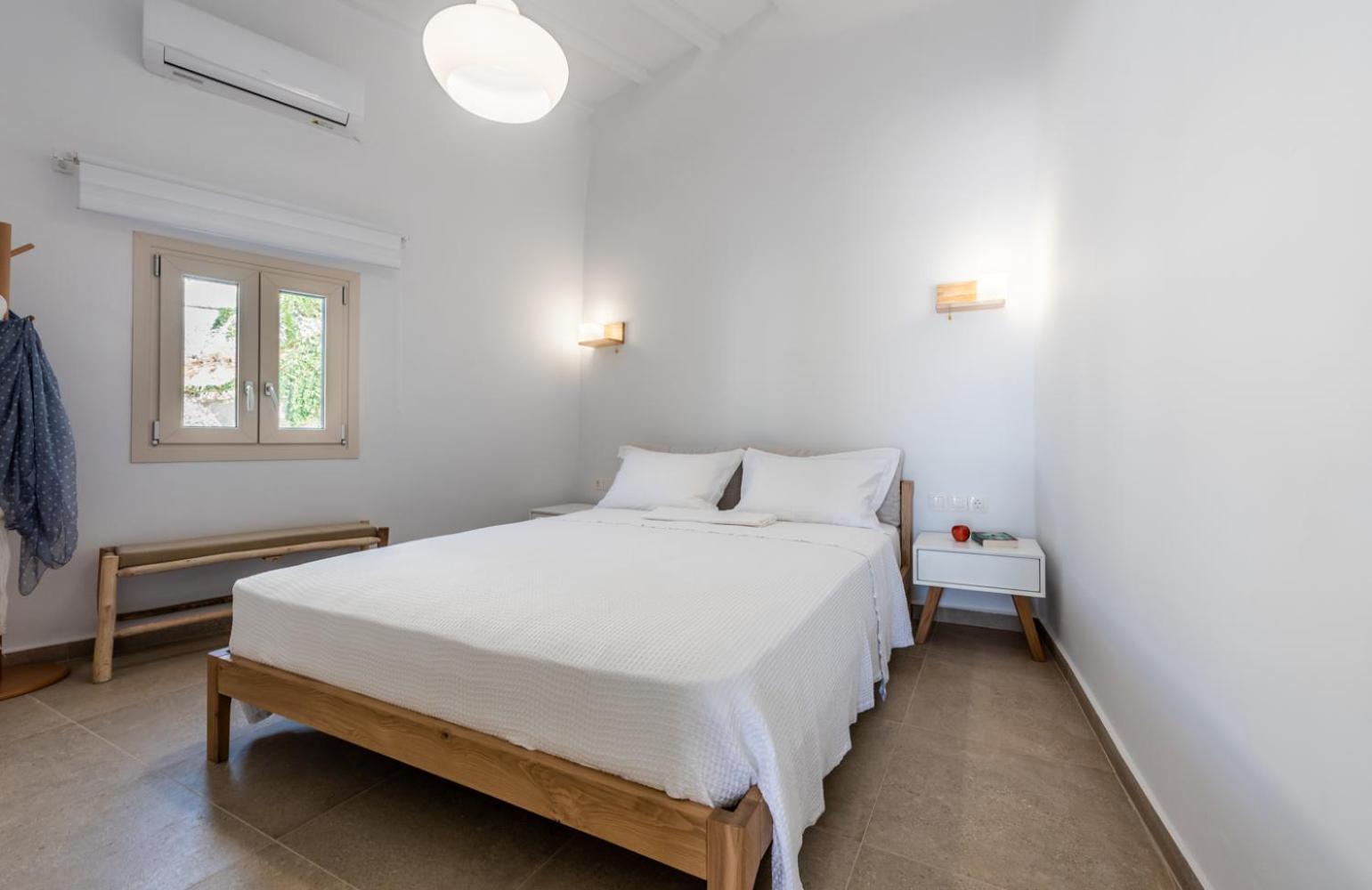 Anemi Suites Adamantas Værelse billede